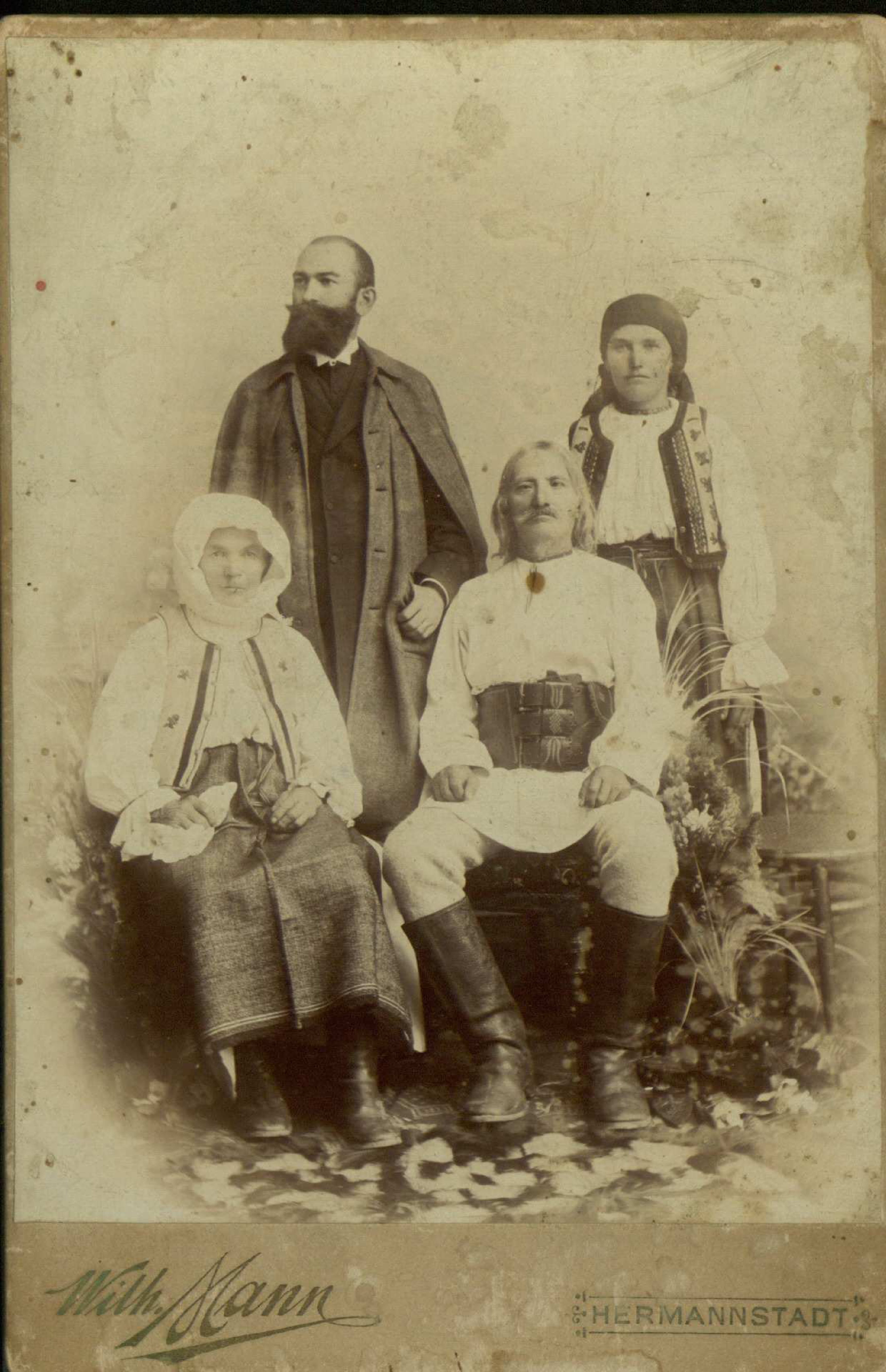 Elie_Daianu_protopope Daianu his parents and his sister 1890